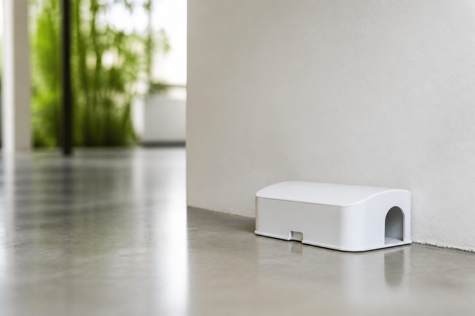 Discreet rodent monitoring station